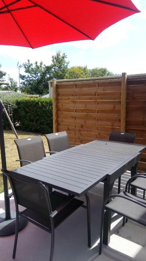 Chalet Les Dauphins Saint-Georges-de-la-Riviere ภายนอก รูปภาพ